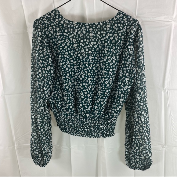 Green Floral Longsleeve Shirred Crop Top Size - Picture 8 of 9